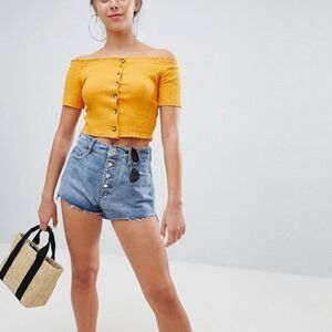 🚨4/$25 NWOT Bershka denim high waist raw hem denim